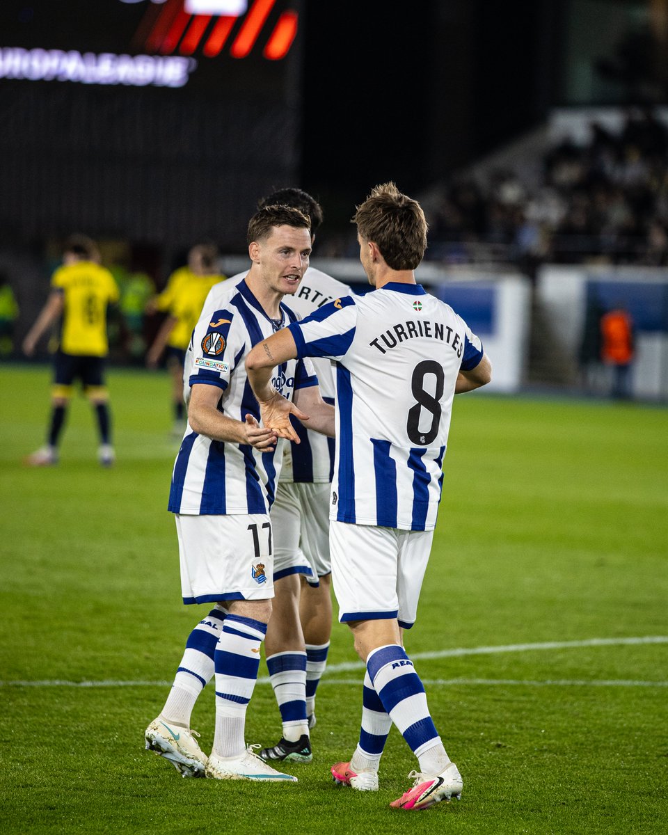RealSociedadEUS's tweet photo. 🎙️ "Pena, oso gertu izan dugu".

🎥 Declaraciones ➡️ https://t.co/aeQjdsSFk0 https://t.co/eqKJdXNSC4