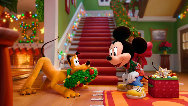 PoppedNews's tweet photo. Disney’s new holiday special ‘MICKEY’S HOME ALONE’ will premiere on Disney+ on November 27.

Mickey and Pluto are accidentally left home alone and must protect their Christmas dinner from a raccoon and weasel. https://t.co/zL92a0gyyQ
