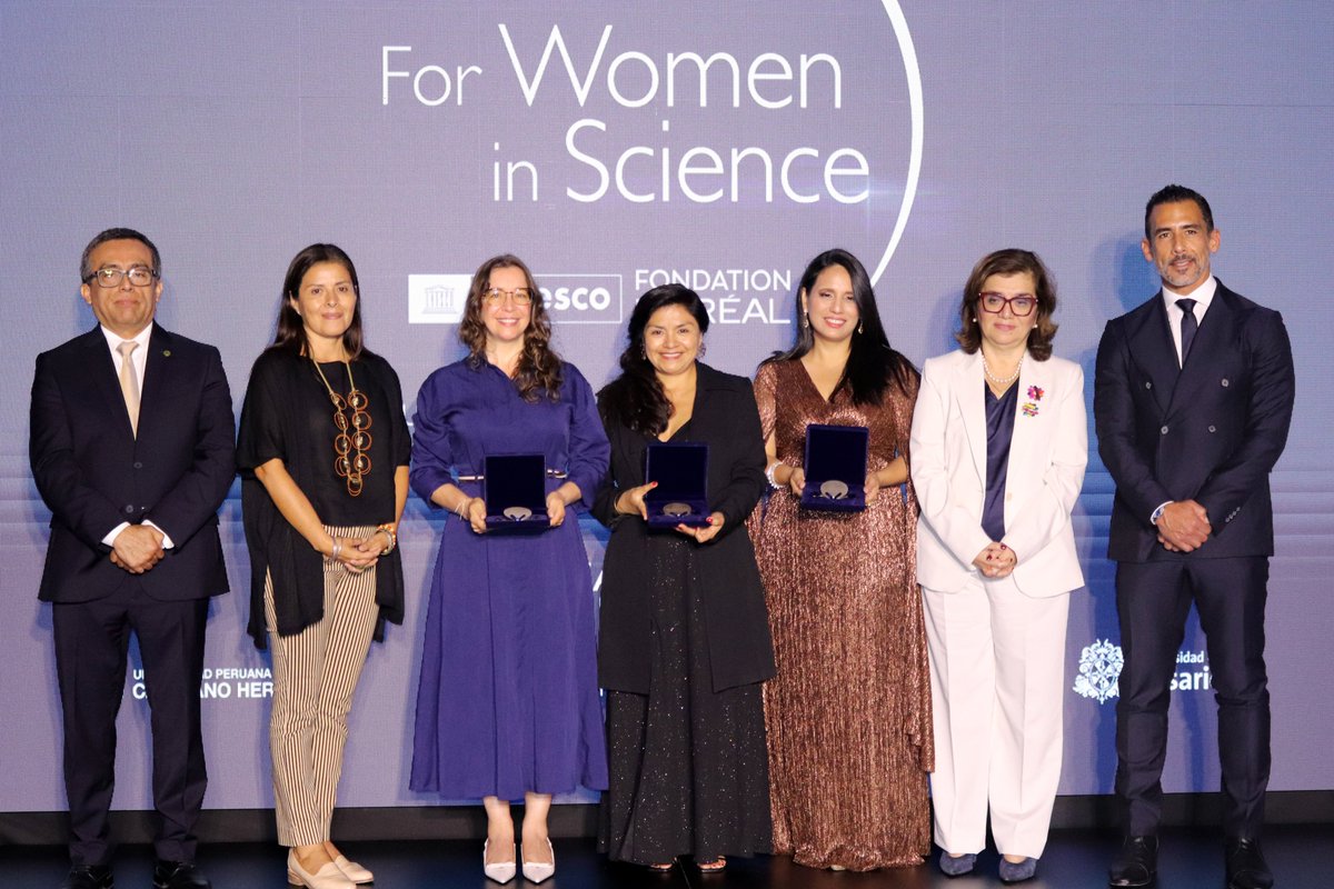 UNESCOperu's tweet photo. 🏆 Sheena Sangay Tucto, científica peruana y doctora en Ecología funcional, es la ganadora del premio regional #ParaLasMujeresEnLaCiencia2026, iniciativa impulsada por L’Oréal y UNESCO, que reconoce la trayectoria y producción científica de mujeres.

🔗 https://t.co/L5iAHZ4fHB https://t.co/wbijDFz8de