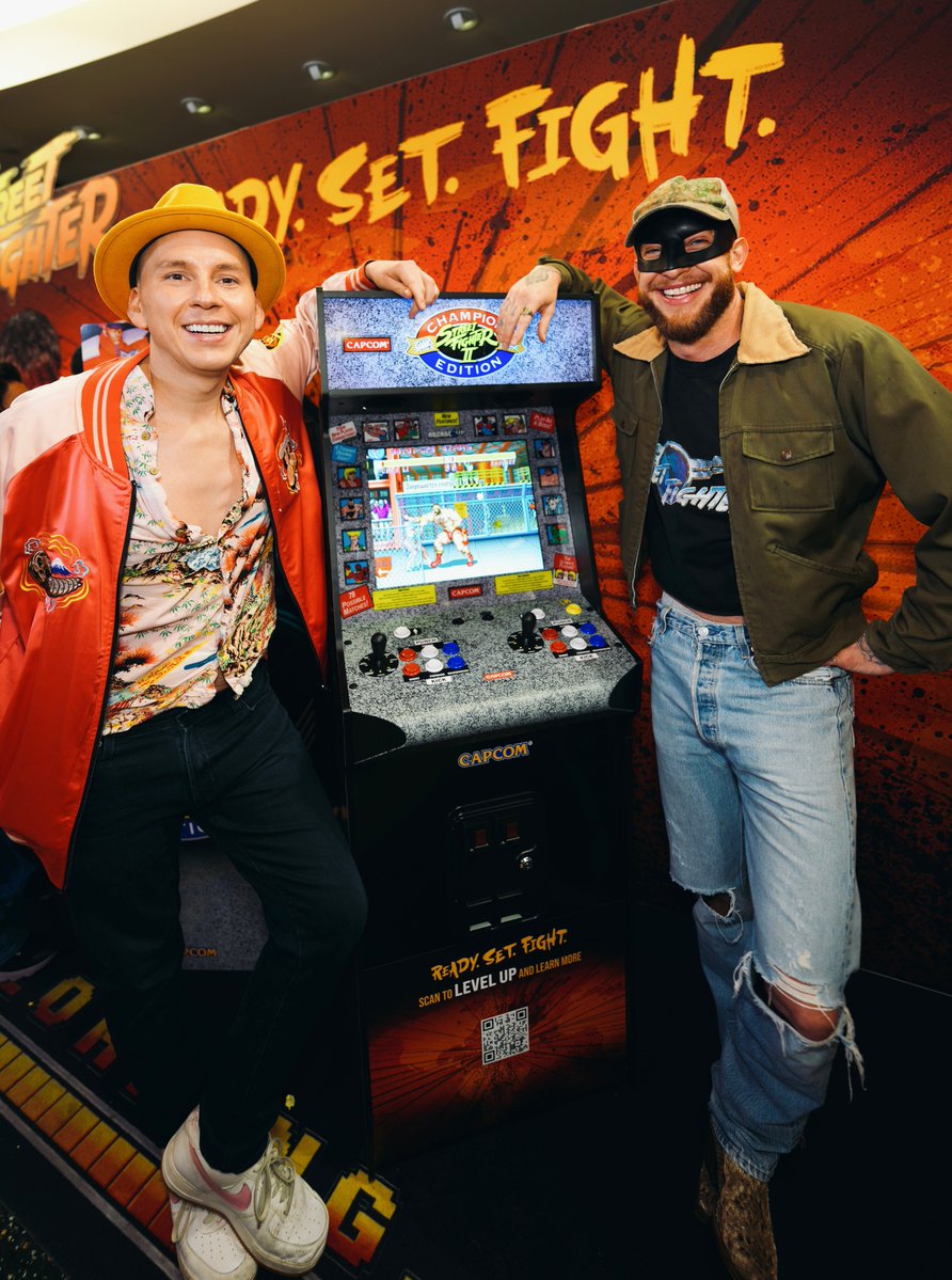 Street_Fighter's tweet photo. .@orvillepeck surprising #streetfighter fans. Get tickets now to see it in theaters this Friday. #StreetFighterMovie https://t.co/wQVx9GiYcj https://t.co/N167LAXMHq