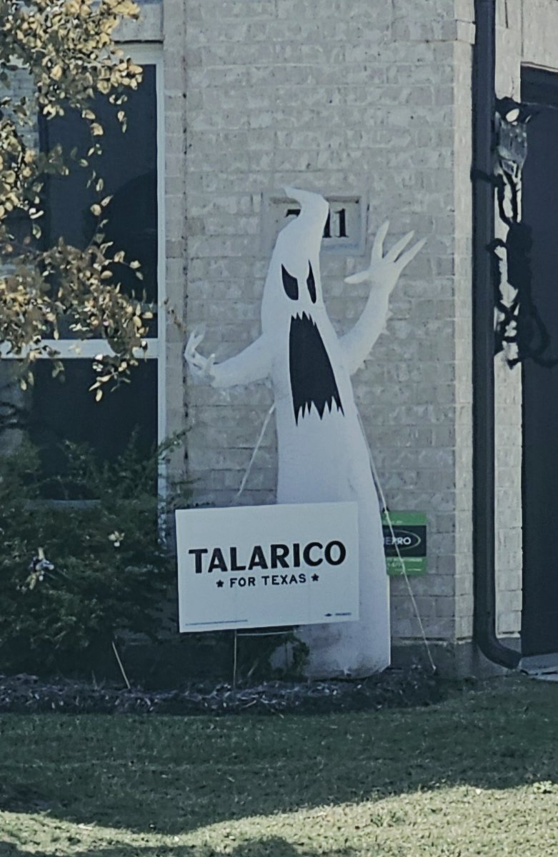garyredeye1's tweet photo. Forget about Michael Myers or Jason from Friday the 13th, this really scared me on my afternoon bike workout!!😱😱 https://t.co/5vgr7yUt9t