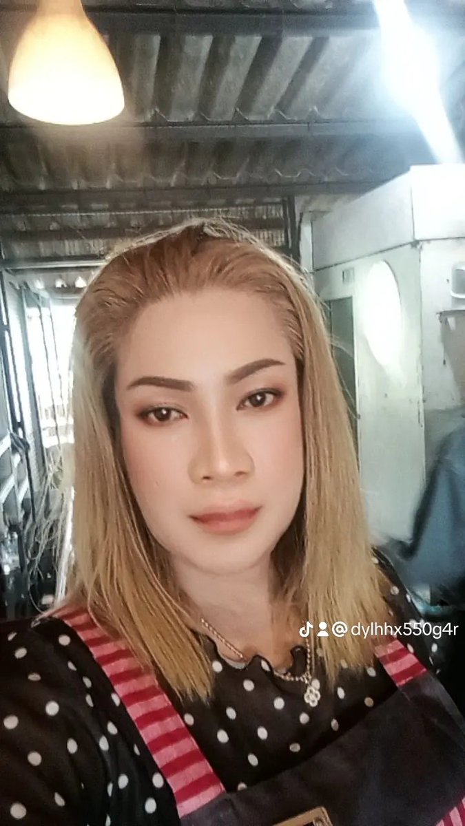 ChokhLi45125's tweet photo. ท้กได้น่ะยูสิชล https://t.co/oibTmOz9YA