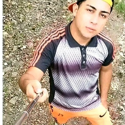 NeneApelerlo1's tweet photo. Busco vergas cargads de leche Soy de Guatemala escríbeme y dale Rt thanks 😋 +502 52302426 https://t.co/pOre1NTZY1