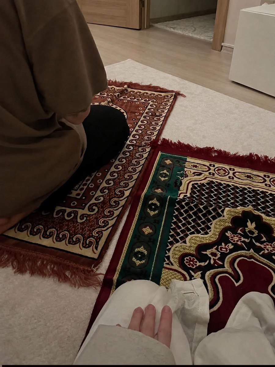 ManarMo80390385's tweet photo. ورفيقٌ صالح نأمن معه على الدِّين والدُّنيا معًا💗. https://t.co/xnTSNTubhA