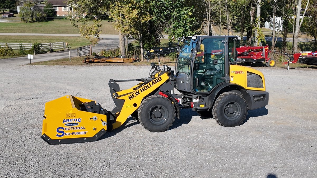 CNHIndustrial's tweet photo. New Holland Construction, part of the CNH family of brands, is expanding its lineup with five new machines — built for operators who need to move, load and handle materials across more jobsites, in more conditions.

The new C324 Mini Track Loader, F60C and F80C Rough Terrain Forklifts, and W50D and W60D Compact Wheel Loaders bring greater lifting capacity, enhanced hydraulics and increased versatility to landscaping, agriculture, turf, hardscape and more.All five come standard with seven years of complimentary telematics connectivity through myNewHollandConstruction.

Read the full press release: https://t.co/Ka6JFmqnGF

#NewHolland #Construction #CNH