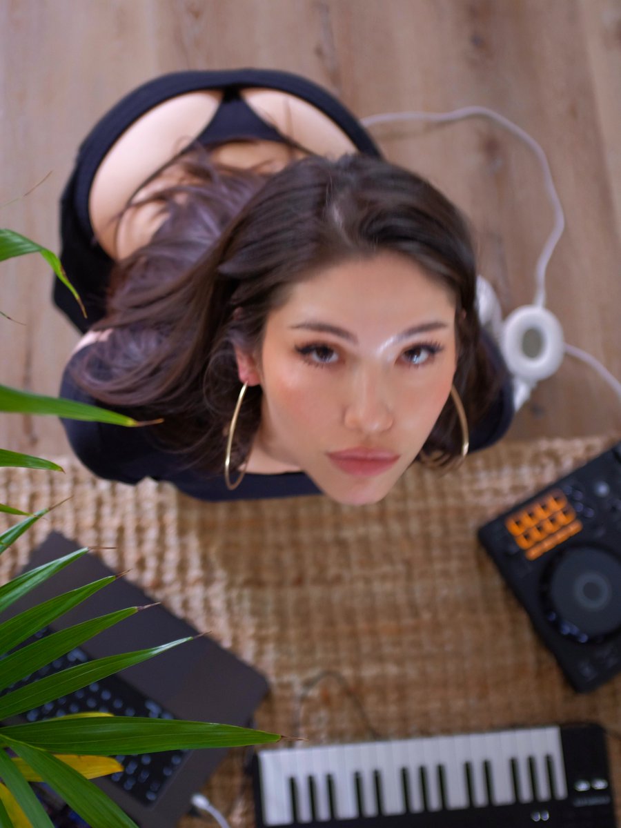 kgiannimusic tweet picture