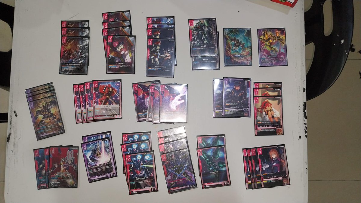 GamersTavernBN's tweet photo. 🇧🇳Gamer's Tavern Gundam ST11~ST14 Battle Event (15/10/26) Results!!🎊✨
🥇 @Raziq_siita 🔵🟣Shamblo SF
🥈 Azhan 🔵🟣Marine Rush
🥉 AppleSauce🔴🟣Banshee Marida
Deck Distribution : (14 Pilots)
#Gamerstavern #BruneiLocalTCGStore #GundamCardGame #ガンダムカードゲーム #Gundamtcg https://t.co/FQr2rNdbv5