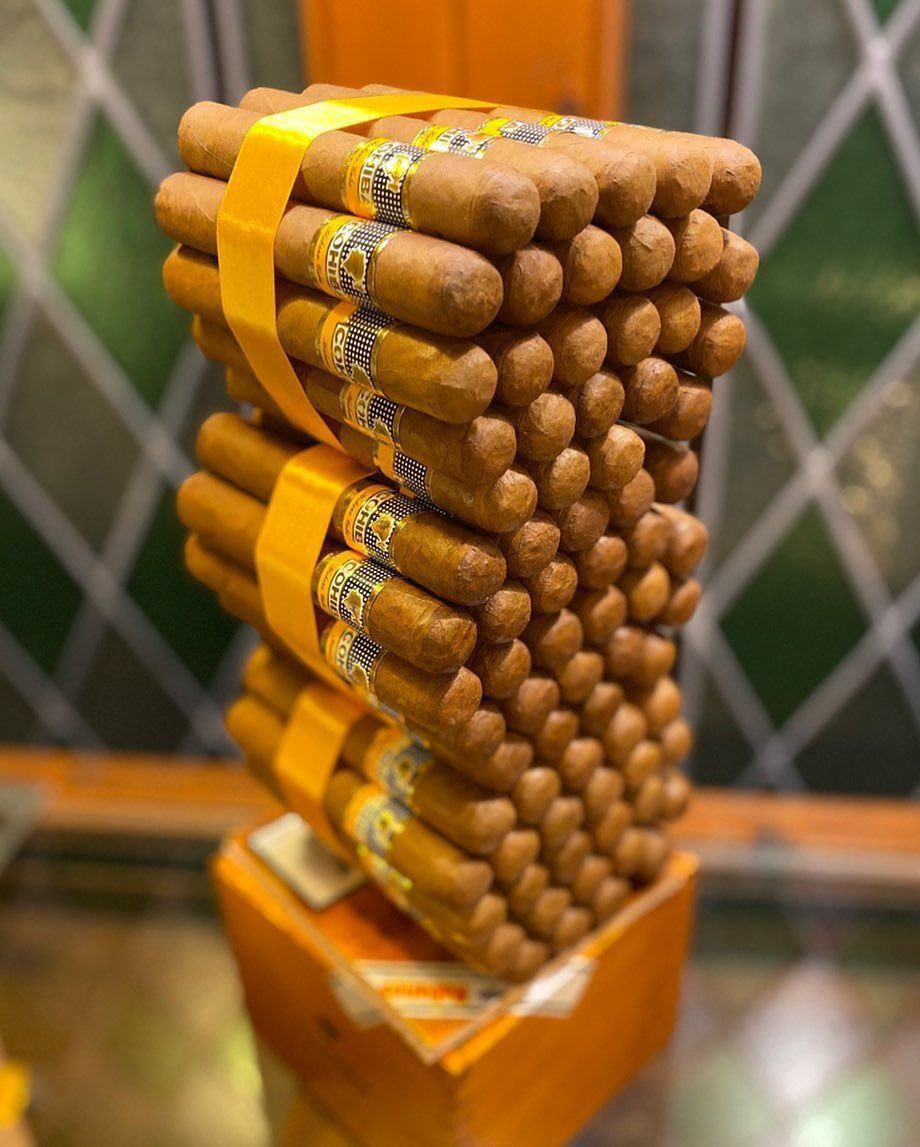 EGMCigar8's tweet photo. COHIBAS Behike https://t.co/ZDeg6JfvZM