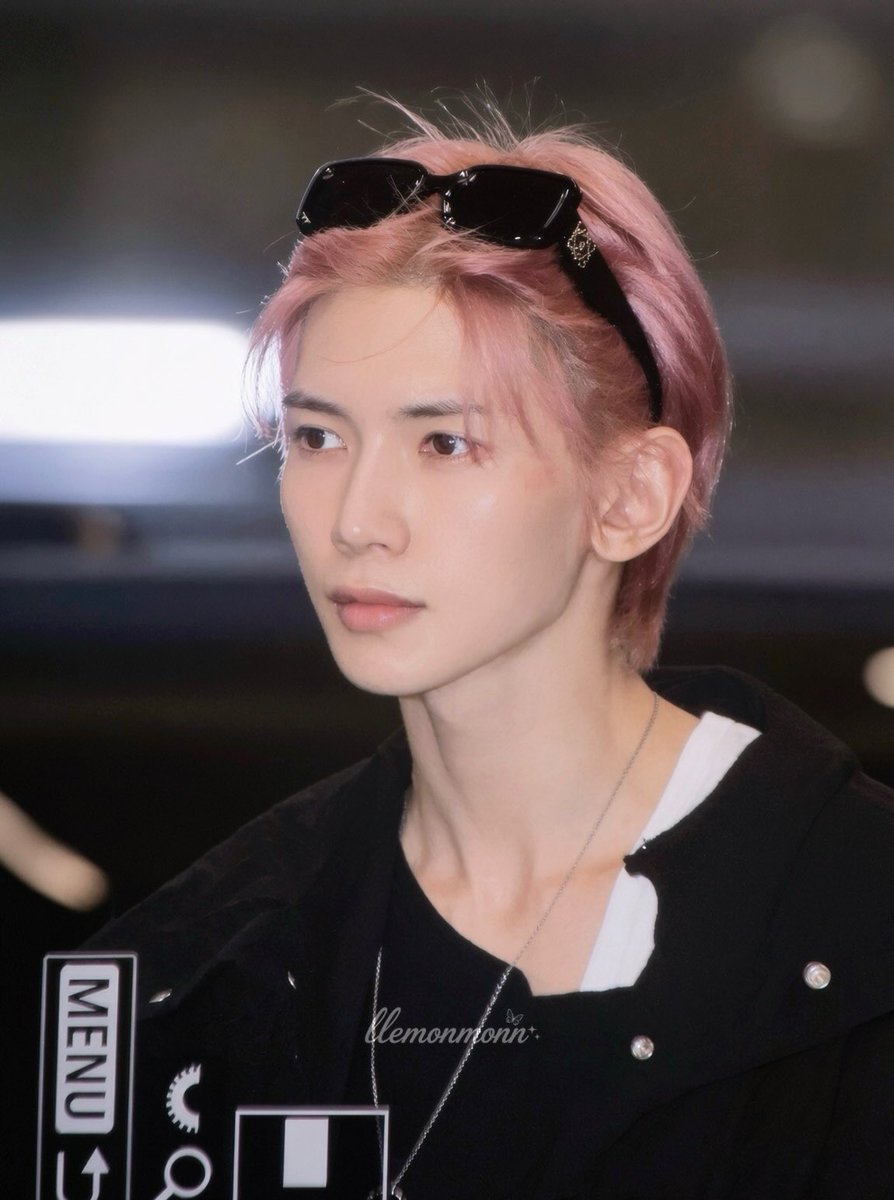 cuterdoll's tweet photo. i've never seen pink hair look this natural on someone before https://t.co/bNtbpKnKaK