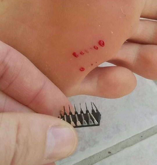 cqcqcqdx's tweet photo. IC what the problem is 🤬 https://t.co/7Qb3p76EmD