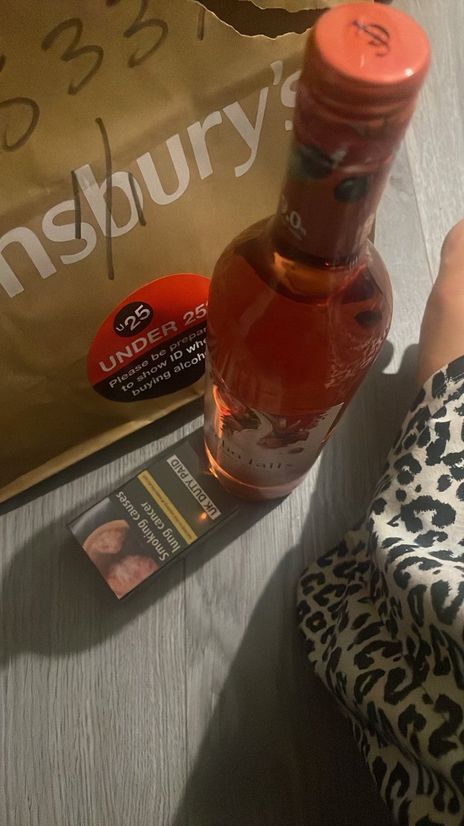 weewhore's tweet photo. Thanks to another piggy wine night &amp; a cig x https://t.co/uajHWO29T8