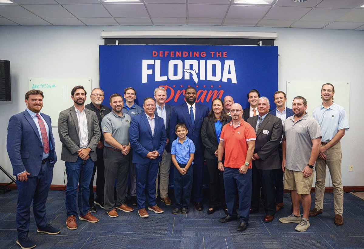 ByronDonalds's tweet photo. Floridians work hard to build a good life. Keeping up with the cost of living shouldn’t be the hardest part.

In Tampa, I sat down with residents, small business owners, and insurance professionals for a conversation about the costs Floridians are facing, from property taxes and insurance premiums to housing and hurricane preparedness.

Florida families work hard for what they have. They deserve solutions that help them keep it.