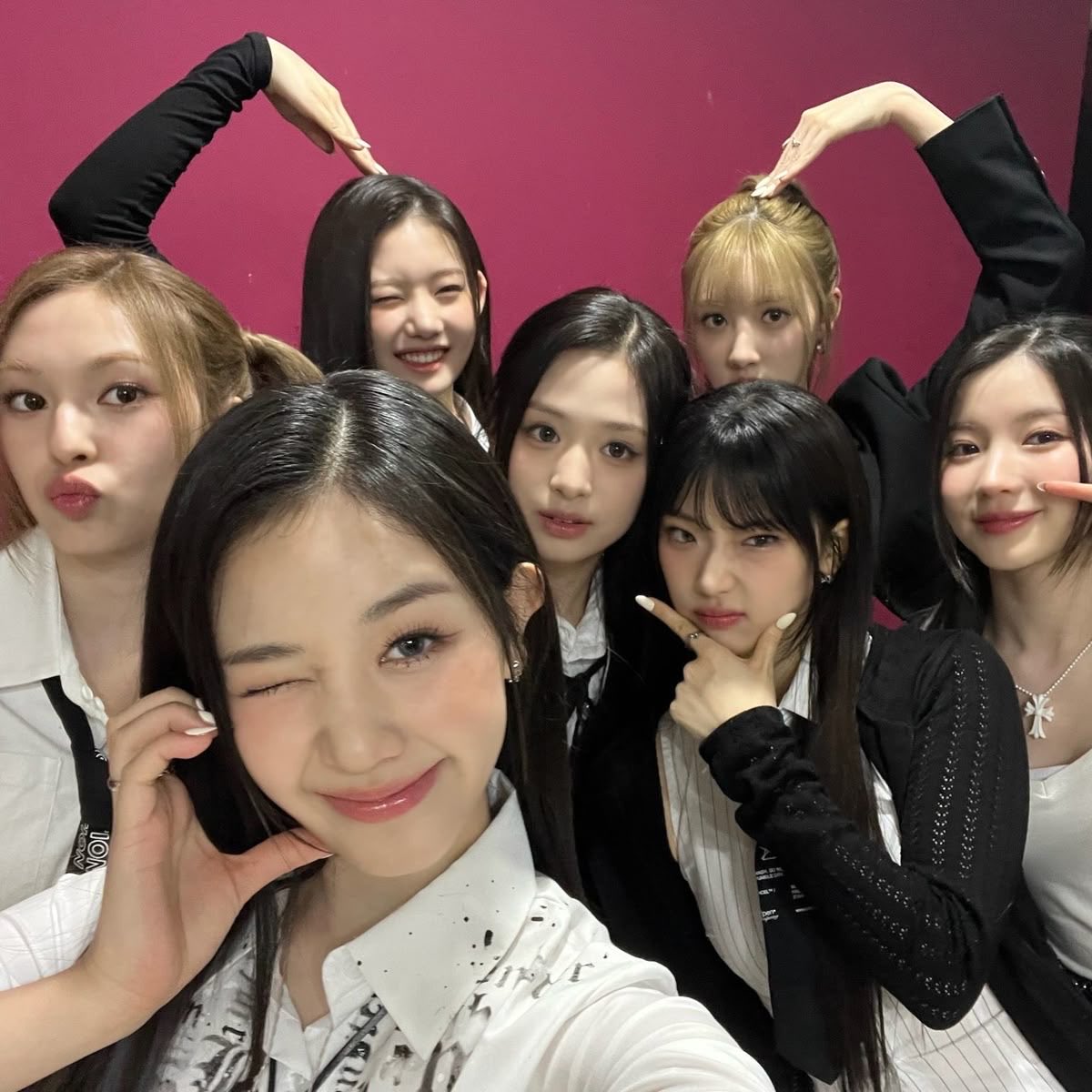 ramisnowflakes's tweet photo. day two hundred and thirty five of waiting for an ot7 comeback
#BABYMONSTER https://t.co/BcLFHPS4Qa