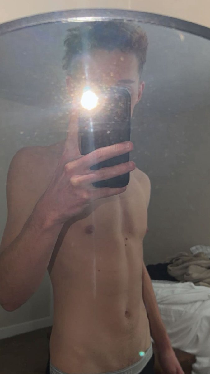 heytreyx's tweet photo. just ur fav twink 👀⬇️ https://t.co/VZTzcT5j6G
