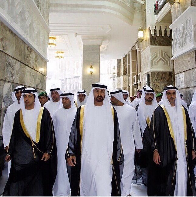 ym3ln's tweet photo. ياكبر حظه لي نحن عدوانه
نحن كفو حتى ونحن عدوان
في صفحة التاريخ ماقصرنا
بند الشجاعه ب الفخر شبعان.

🇦🇪🗡️🇴🇲 https://t.co/YmzEiert9a