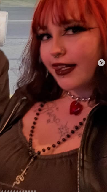 dogslave4fun's tweet photo. Sending my irl Emma for doms NO LIMITS BE EXTREME expose her or feargasm me dm on either 0564c8ed232755cfb70289f7aa09a7848b414859669d2e51ca8340bb77cf36e810 #wankbattle #wankchat #extreme #nolimits #irlexpose #jerktrib #ai #feargasm #accountplay #anydesk https://t.co/Ssa9dA3DDQ