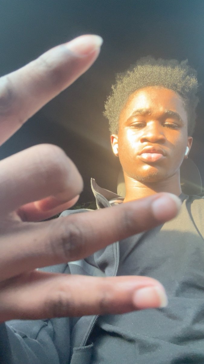 PieceNStick's tweet photo. Yall FM I Still Dnt Kno How Work Ts Fr😂😂 https://t.co/FRSarcM2I4