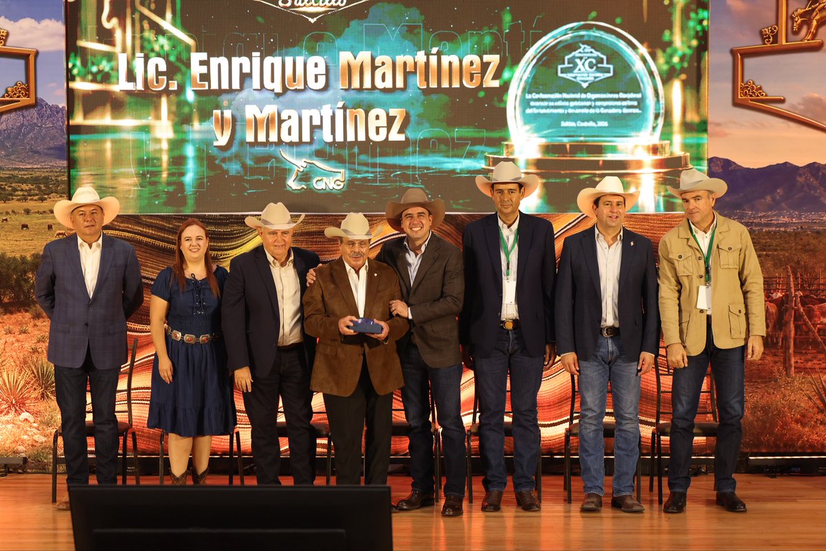 manolojim's tweet photo. Qué gusto recibir en #Coahuila a más de 1500 ganaderos de todo #México. Arrancamos en #Arteaga el inicio de los trabajos de la 90.ª Convención Nacional Ganadera, un gran encuentro para compartir experiencias y seguir trabajando unidos por la ganadería del país. (1/2) https://t.co/uzKbQuLD60