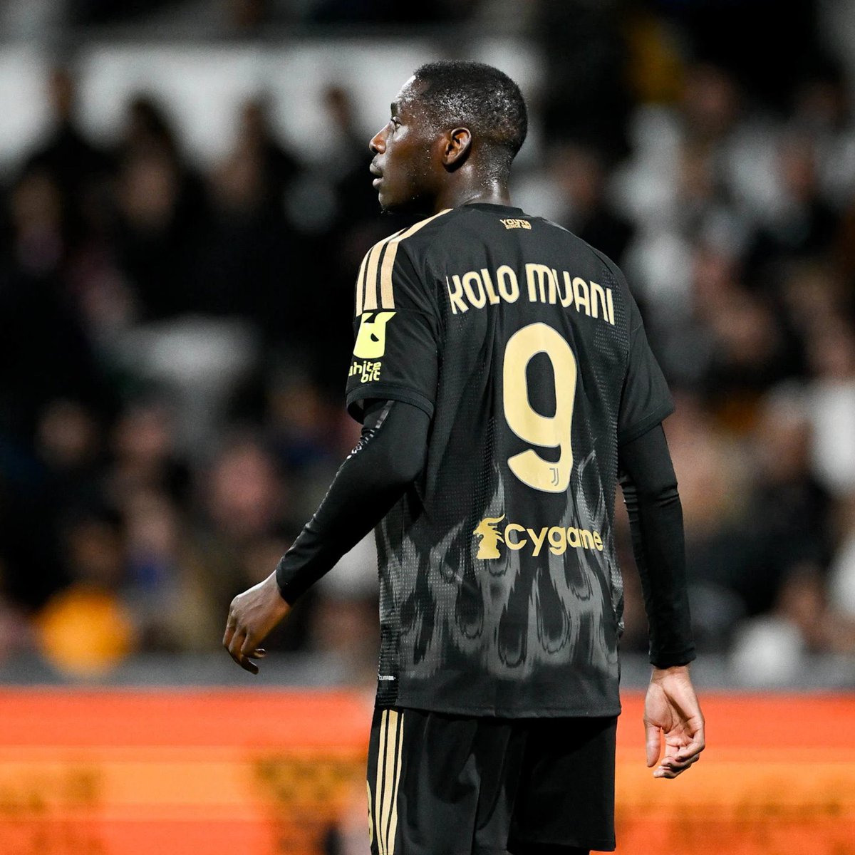 AroundTurin's tweet photo. Winning is the only thing that matters. 🖤🤍 https://t.co/OtSNwtuB23