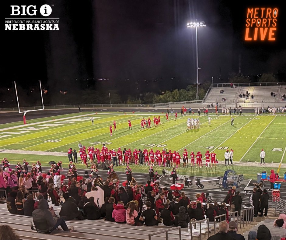 MetroSportsLive's tweet photo. The final from Elkhorn: 
Antlers: 35
Rams: 14
#nebpreps https://t.co/ZnXDjwqKiz
