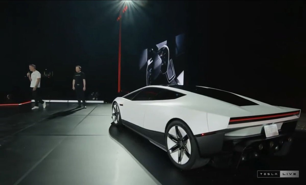 Onchain_SI's tweet photo. 🚨BREAKING: TESLA IS COMING FOR LAMBO!

Elon has officially unveiled the next-generation Tesla Roadster, and it looks absolutely insane. 

Is @Lamborghini shaking rn? 👀 https://t.co/sGDfksqVMs