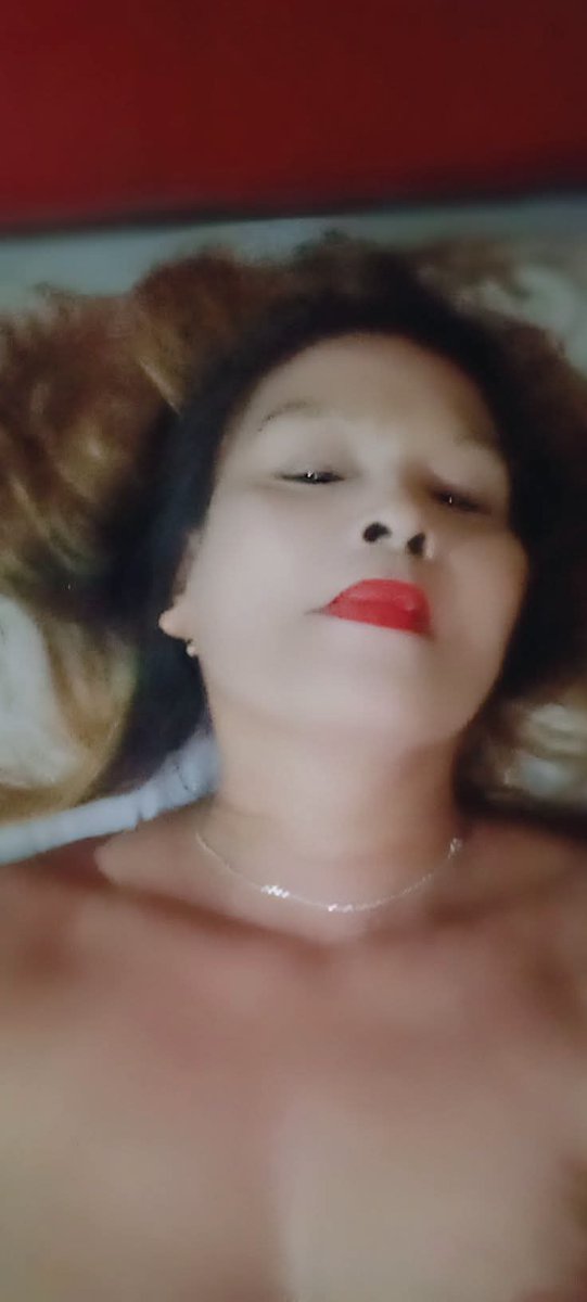 bundaRitah4's tweet photo. Hasil tadi malam ..
Si bapak kuat bangat setelah minum jamu Rondo ...
Makasi ya bapak .ibuk puas bangat ..
Yg minat DM .#vcs #durasipanjang #Tarif https://t.co/AmKTwjdO45