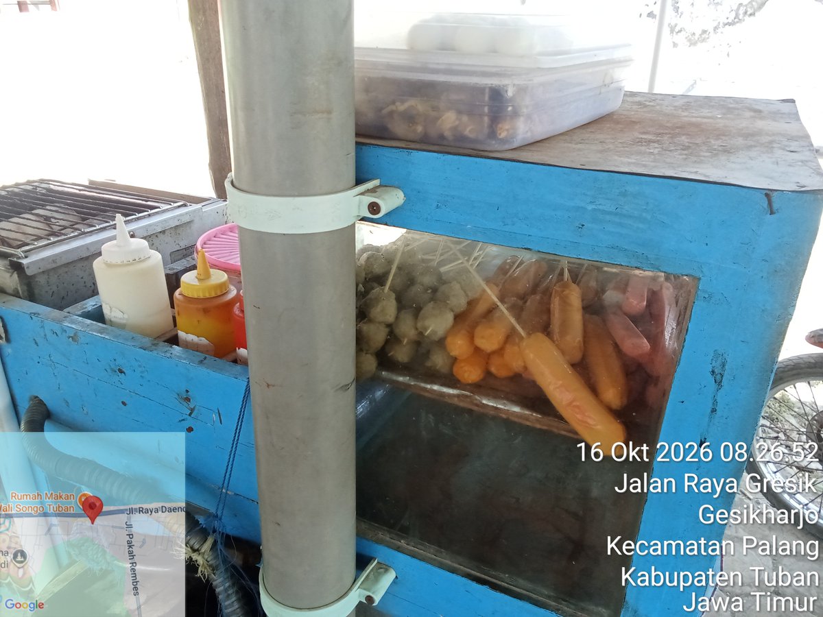 junedcezar85's tweet photo. Bismillahirrahmanirrahim niat ingsun jualan aneka Bakaran..
Pagi ini Jumat bawa banyak 
- sosis kecil 2rb 
- sosis sapi 5rb
- crab stik 2rb 
- pentol sapi 3rb 
- jerohan&amp;usus 2rb 
- telur puyuh 3rb 
Yuk Monggo yang mau berbagi hari ini ke pondok pesantren 🙏 https://t.co/NXGkoTugyI