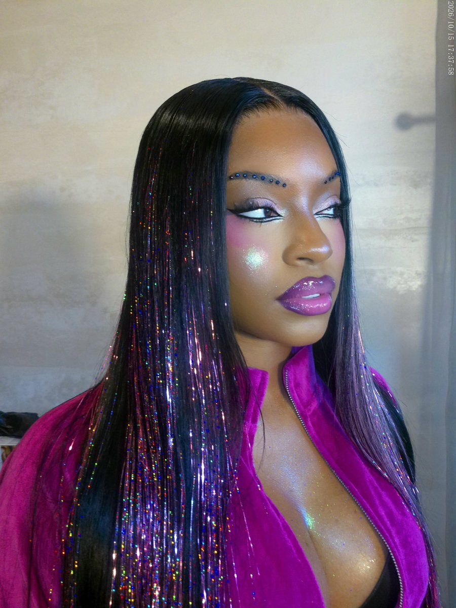 itsgutttaa's tweet photo. Turned @themonaleo into the Ultimate Bratz Doll🎀💖 https://t.co/HcB6Tz0Gun