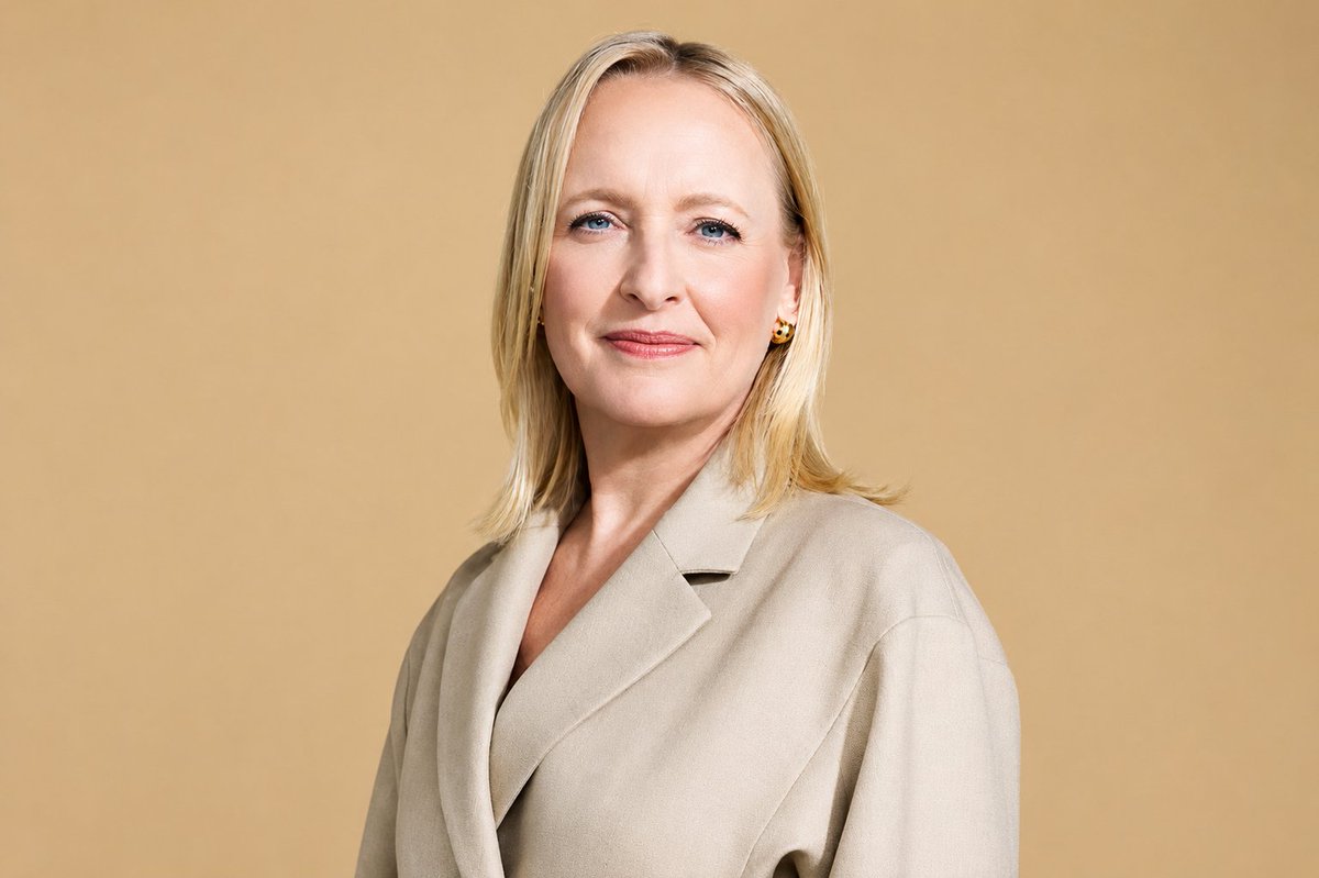 GLReview's tweet photo. Accenture expands its AI and data workforce to nearly 110,000 professionals under CEO Julie Sweet, strengthening its focus on AI-led growth, digital transformation and productivity.

AI is reshaping the future of business and technology.

For more news https://t.co/W46UNl6hp4 https://t.co/2qw8cWPWEt