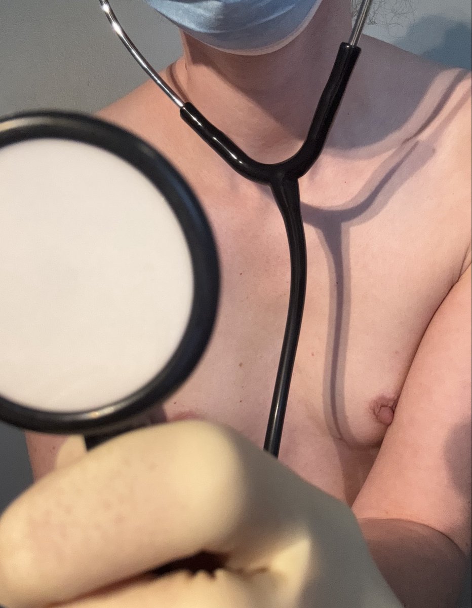 your6footsecret's tweet photo. “Just relax and take a deep breath for me…” 😜 

#medfet #stethescope #fetish #kink #medical #doctor #nurse #patient #roleplay https://t.co/FnDHDK5UHA