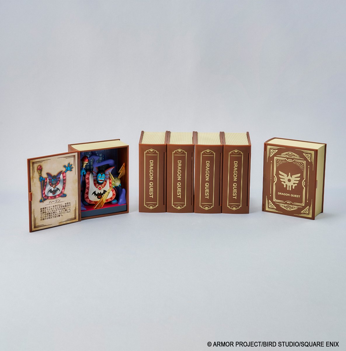 SQEX_MD_GOODS's tweet photo. ◤ 予約受付開始 ◢

『討伐モンスターフィギュアコレクション』から新作が登場！

冒険の書を開くと・・・
なんと　中からモンスターが　攻撃を仕掛けてきた！

e-STOREで購入する▶https://t.co/mKQPugGxq5

#ドラゴンクエスト https://t.co/JVdA95qvcs
