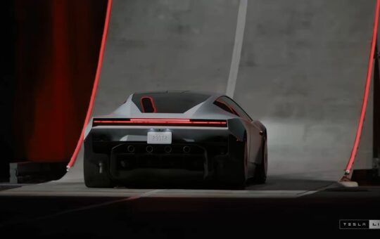 tscheldt's tweet photo. BREAKING: De Tesla Roadster Release… wanneer de realiteit AI overtreft
https://t.co/EMrEMI2Bp1 https://t.co/pAD6DNJHgf