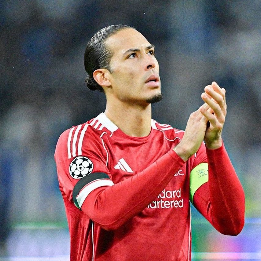 FabrizioRomano's tweet photo. 🚨 Virgil van Dijk on Barcola: “I am happy to help. It’s about helping each other to succeed”.

“We’re in it together. Bradley is getting into it now. He’ll be absolutely fine.” https://t.co/kM7ZeKMXaC
