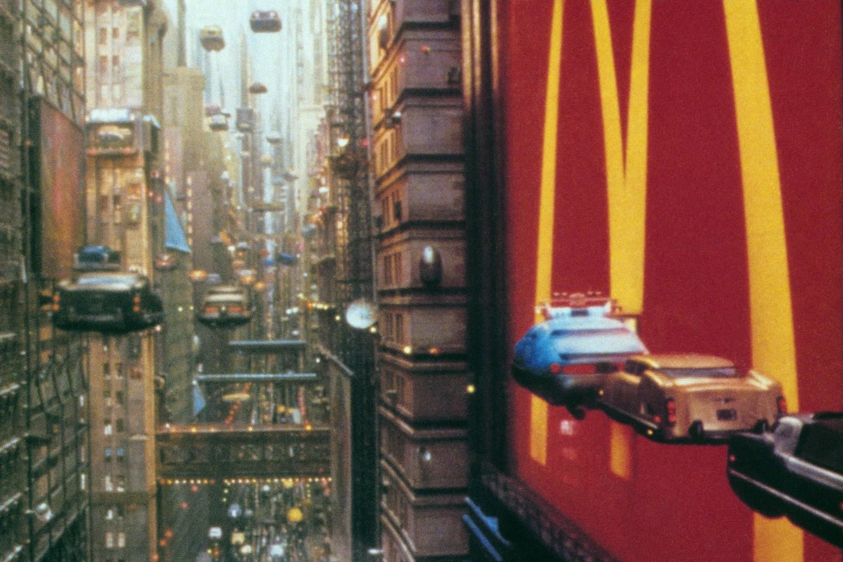 rameerez's tweet photo. @Nairebis yeah same

poor choice of words

u know what i mean

I immediately thought of a The Fifth Element kind of situation https://t.co/DBm9GBXczl