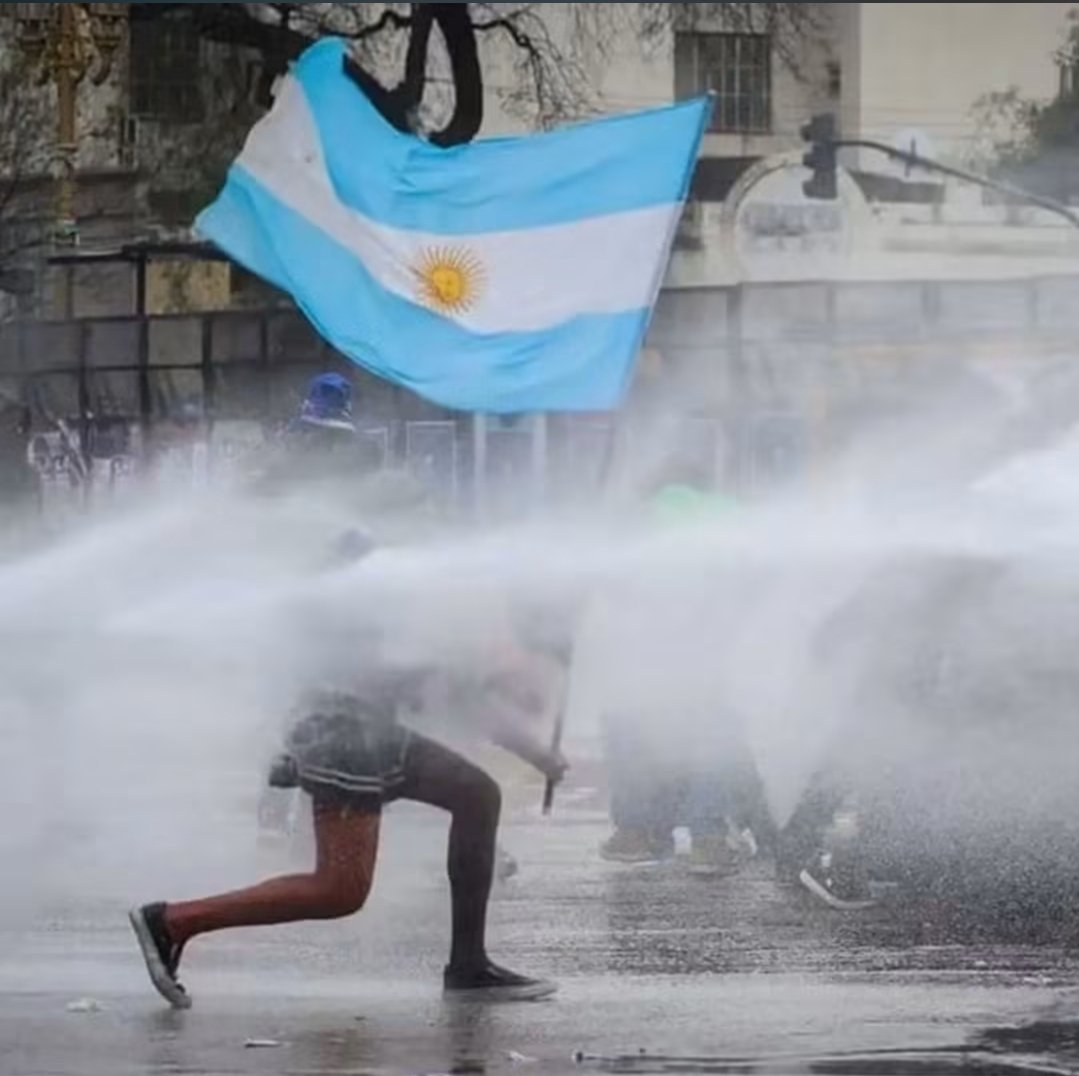 AntifaEspacio's tweet photo. Argentina, hoy. https://t.co/W7VWdoklJn