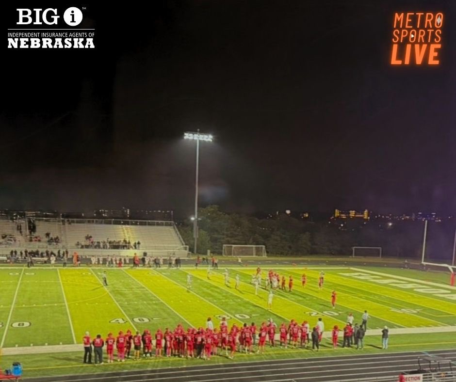 MetroSportsLive's tweet photo. Ralston attempts to mount a comeback in Q3! One quarter of play remains and our score stands Antlers up over the Rams 21-13 #nebpreps

Catch the action on https://t.co/iF8u0mzSSK https://t.co/MtyoFo7Axo