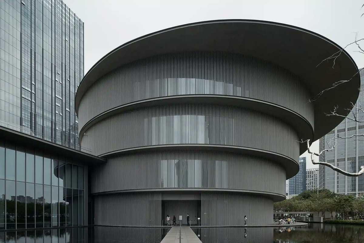 qharbert's tweet photo. He Art Museum, Shunde. Ando again: concrete curves, a dark opening, and light pulled across the floor. A personal, self-funded shoot.

https://t.co/K03In2tQny #TadaoAndo #concrete https://t.co/RQD5kJyfWA