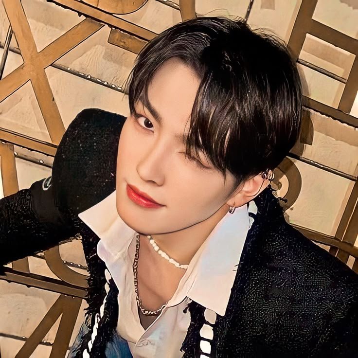yukiiateez's tweet photo. Pois farei também! Qual foto eu tinha quando vocês me conheceram? https://t.co/7OPi6I4EwU