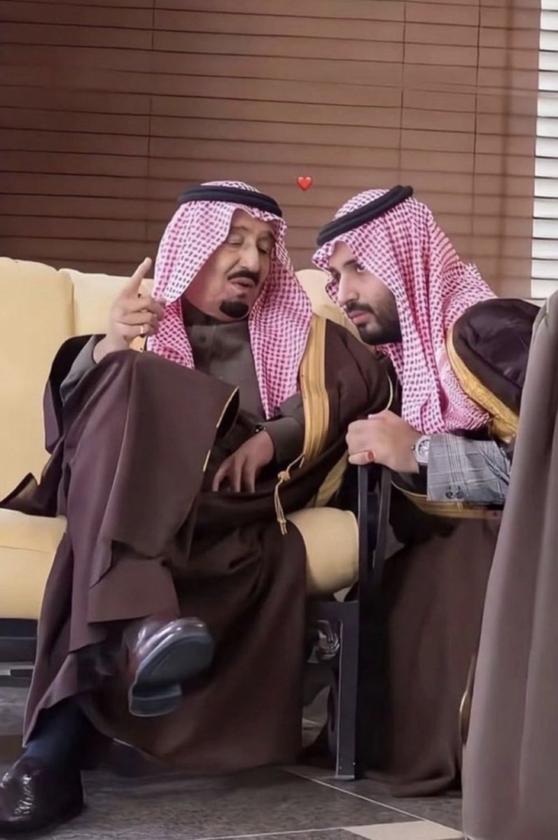 QUe49H's tweet photo. هذا الجرو من ذاك الكلب 🇸🇦😔 https://t.co/yJIIjvDbGM