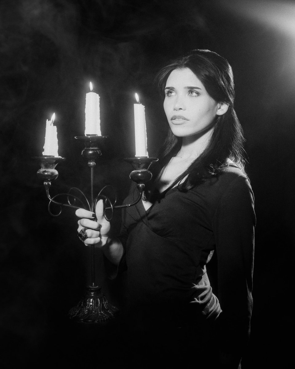 noturbnnny's tweet photo. 🧛🏻‍♀️🧛🏻‍♀️🧛🏻‍♀️ https://t.co/5Ovzql785N