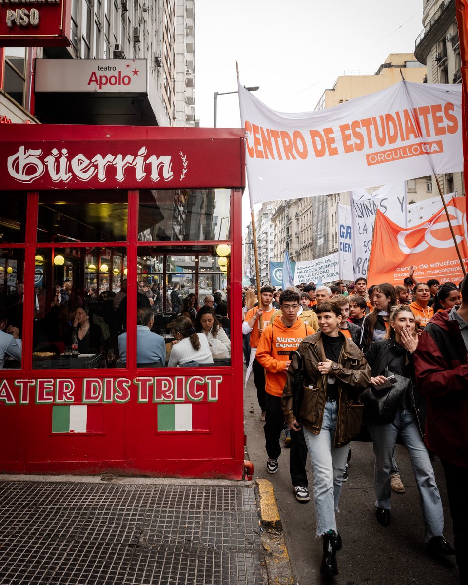 MatiPrinc's tweet photo. Una Argentina que no se queda callada ✊🏼
.
.
📸Matias Princ https://t.co/O0RxA6ypq1