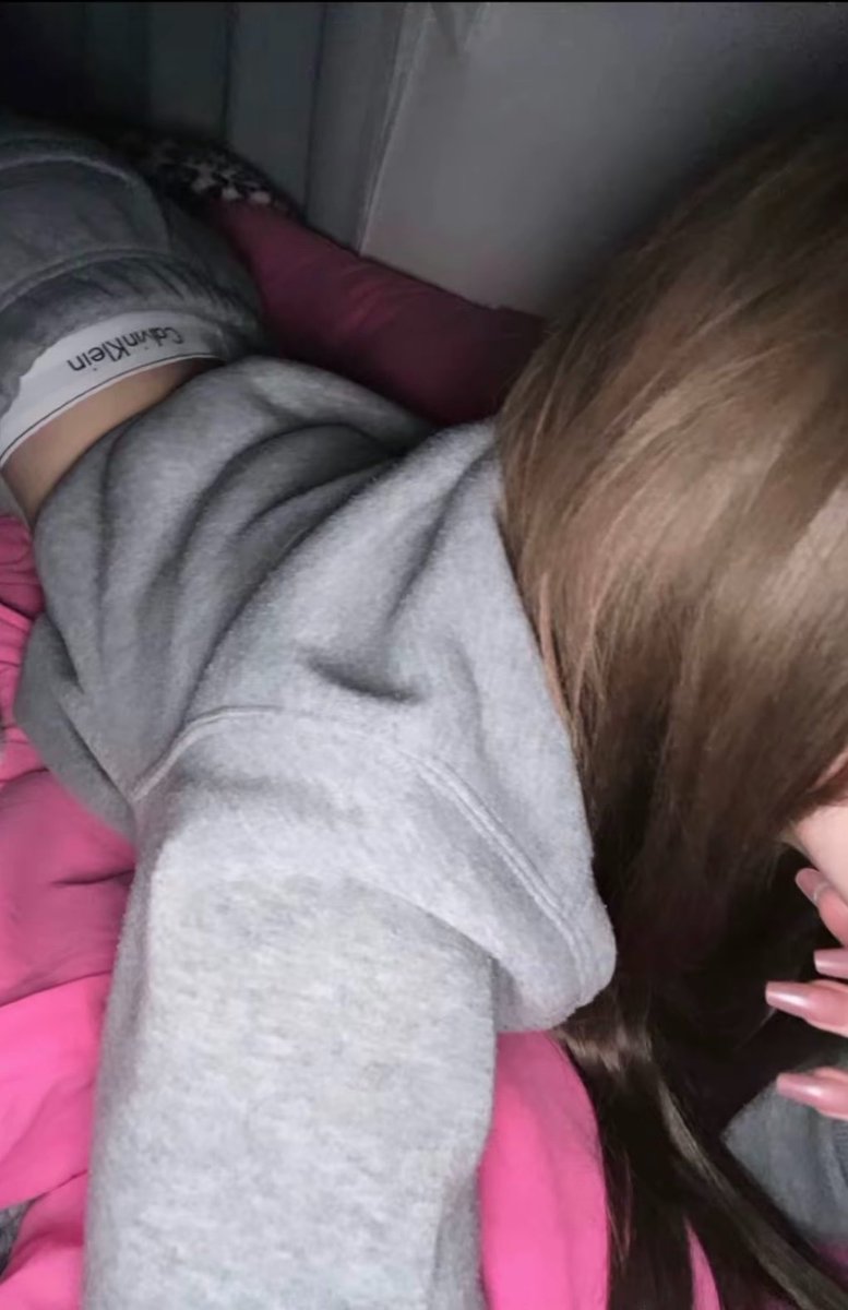 Ru33wu's tweet photo. 1人さみしい（ ;  ; ）

＃友達募集 ＃大学生と繋がりたい #ネッ友募集 #話し相手募集 #いいねでＤＭ https://t.co/sxCBgXst4r