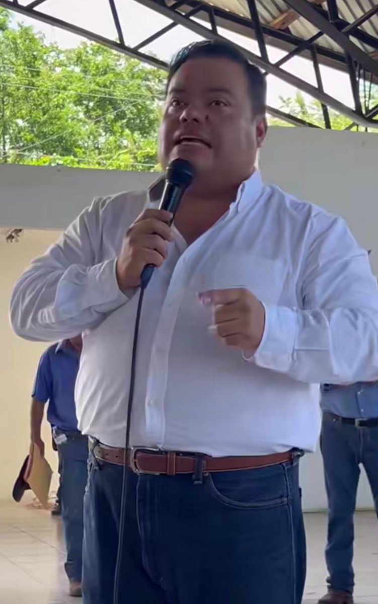 GersonGudielCas's tweet photo. Cuando la naturaleza no fue generosa con vos, tratá de ser buena persona, porque eso de ser feo y además pura mierda, está jodido. 🤭 https://t.co/5eyDW7xoRb