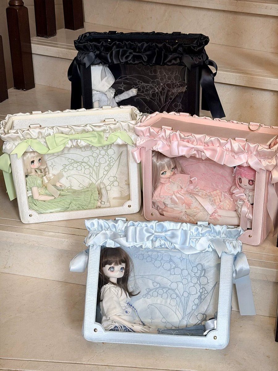 legenddollshop's tweet photo. 緑山墙原創(LSQ) #ドールバッグ
外出バッグ【铃兰载夢】全4色
2026年10月28日まで期間限定
#legenddoll 10％OFFで受付中！
■MSD/YOSDサイズ人形通用
■バッグサイズ： 幅35 高さ29 厚さ12cm
■用途： 手提げ、斜め掛け、片肩掛け、両肩掛け
🔎https://t.co/9aotNSJHJp
#bjd #mjd #期間限定 #外出バッグ #YOSD #MSD