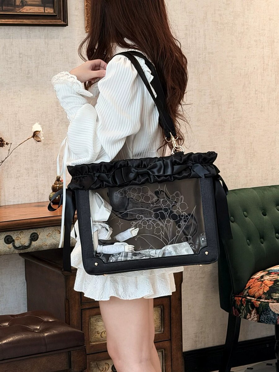 legenddollshop's tweet photo. 緑山墙原創(LSQ) #ドールバッグ
外出バッグ【铃兰载夢】全4色
2026年10月28日まで期間限定
#legenddoll 10％OFFで受付中！
■MSD/YOSDサイズ人形通用
■バッグサイズ： 幅35 高さ29 厚さ12cm
■用途： 手提げ、斜め掛け、片肩掛け、両肩掛け
🔎https://t.co/9aotNSJHJp
#bjd #mjd #期間限定 #外出バッグ #YOSD #MSD
