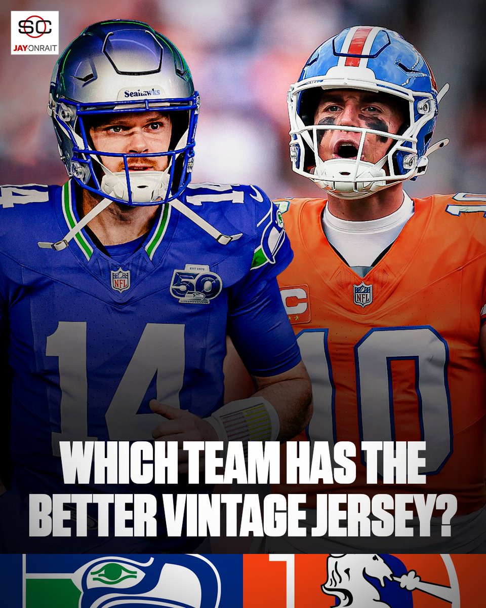 JayOnSC's tweet photo. Two of the best vintage uniforms in the NFL matched up on TNF! https://t.co/LOGNsirXfD