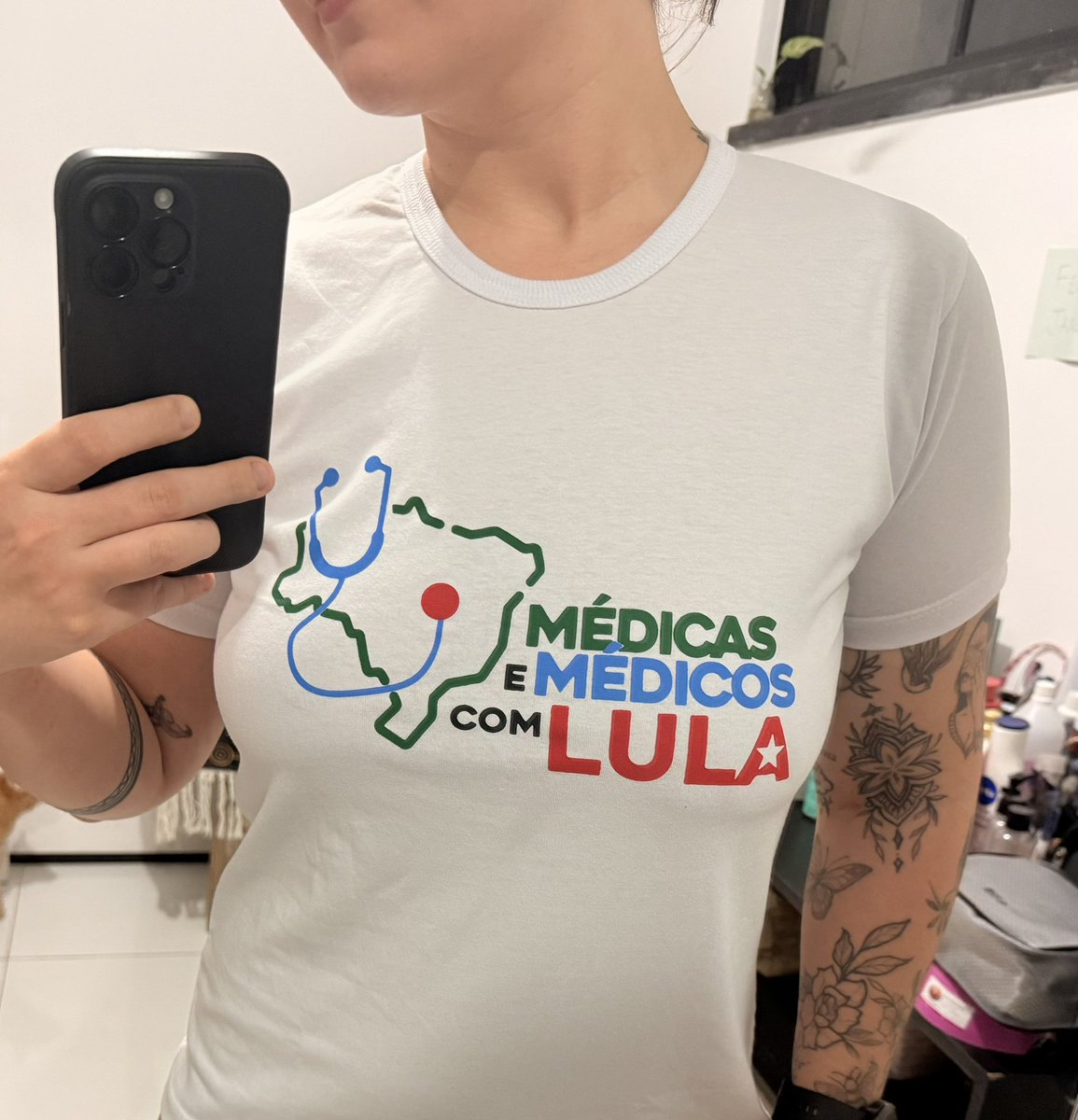 stephaniemcp's tweet photo. CHEGOU ! https://t.co/K4zRO5YloG