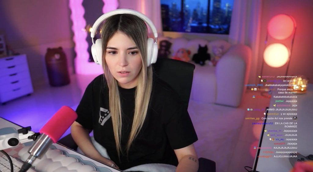 tinaaxRA's tweet photo. Ari?¿ https://t.co/brwEuKSuHQ