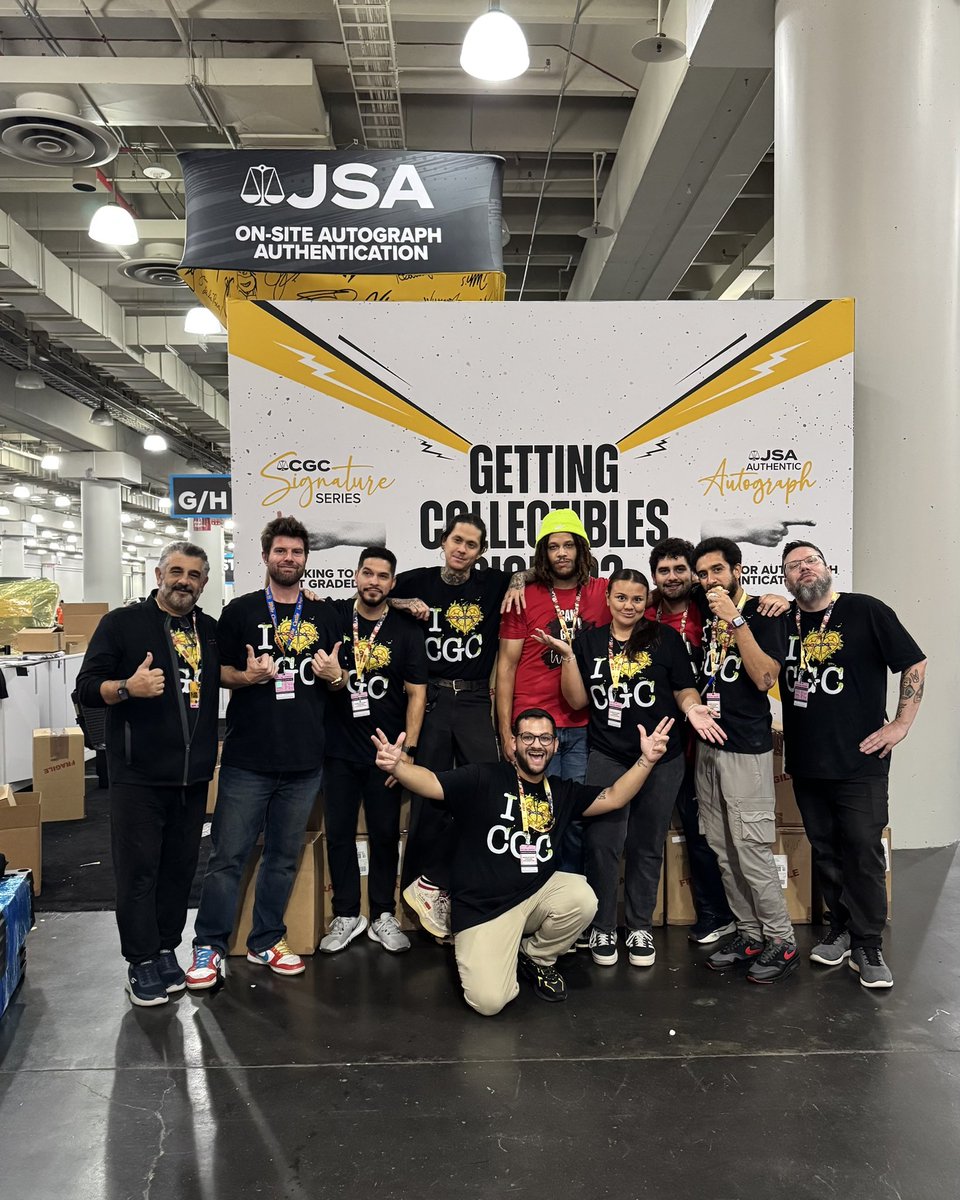 CGCComics's tweet photo. We’ve had some insane journeys these past couple of weeks! 😮‍💨 From Baltimore to Málaga to NYC, find out where CGC will be next https://t.co/p06xFphK72 🛫 https://t.co/OCMo3kqEtw