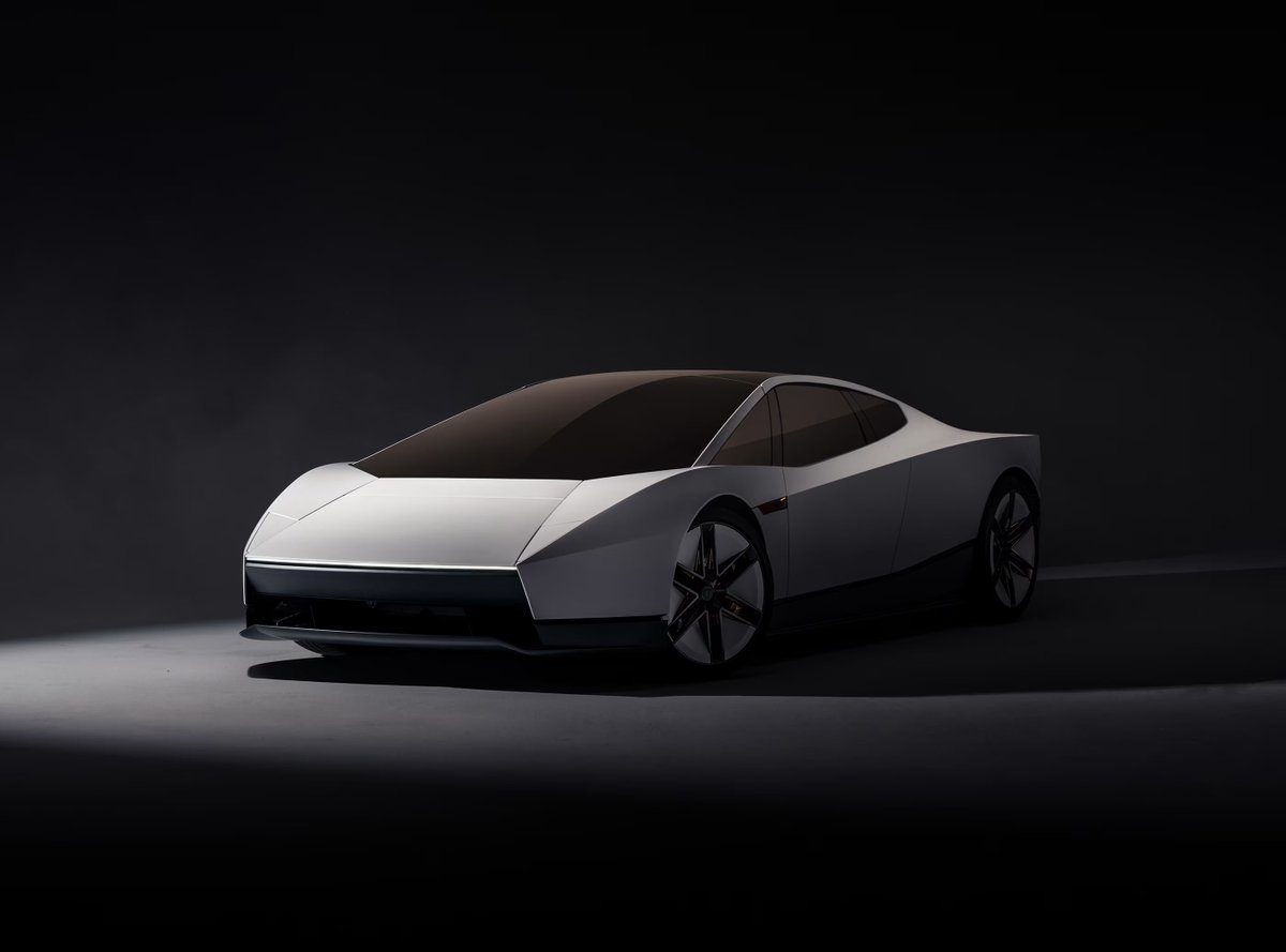Stammy's tweet photo. extremely impressive roadster demo.. what a feat of engineering. the design leaves some to be desired (the new Porsche Mission S that came out today is more interesting imo) but i know they aggressively optimized aero https://t.co/rCDAy6Tyki
